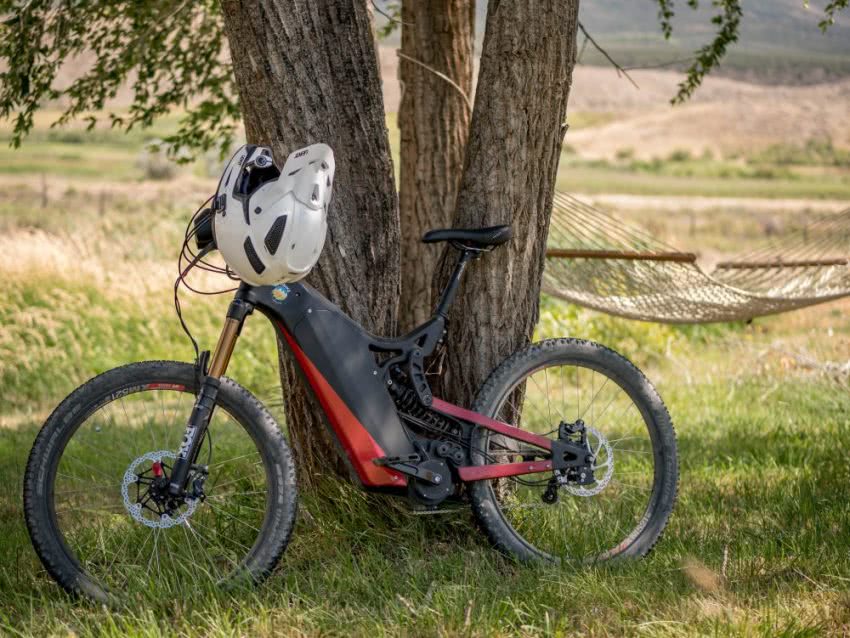 Optibike 推出 全新 碳 纤维 高性能 电动 自行车 - 复合 材料 网
